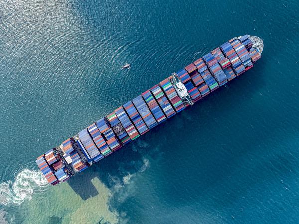 苏州市至越南——根热跑腿人员合作