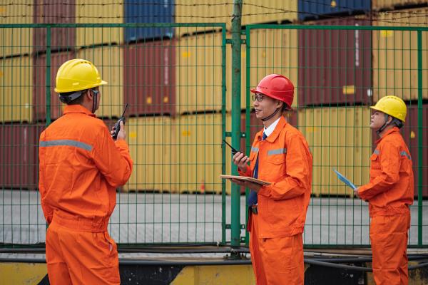 临沂市到西班牙——巴达洛纳快速公司合作