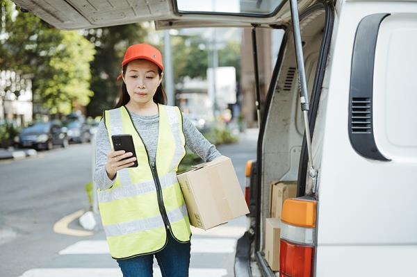 福州市至尼日尔——阿巴拉克跑腿人员合伙