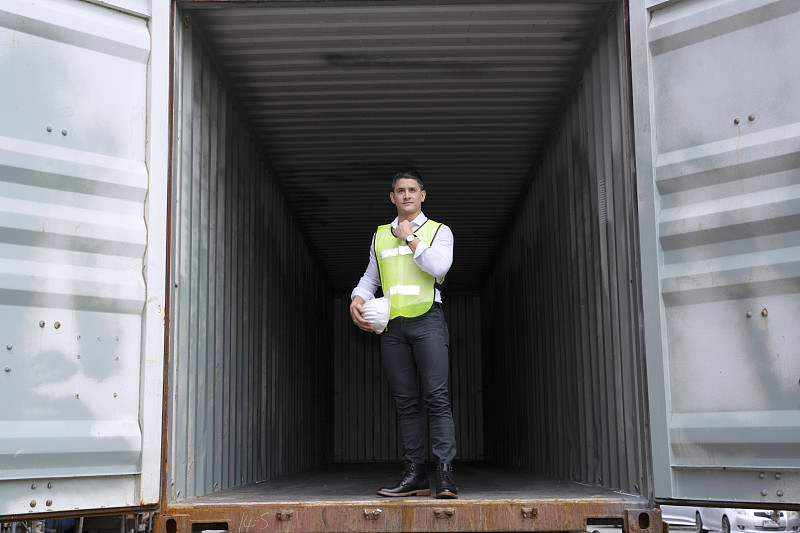 货品保鲜膜从东莞市选择飞机配送到欧美