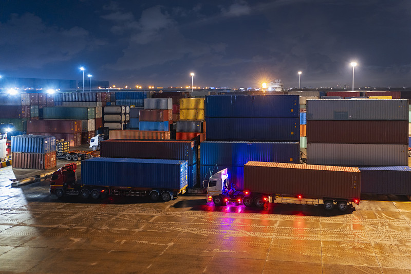 货品绝缘子经厦门市选取轮船货代到欧州