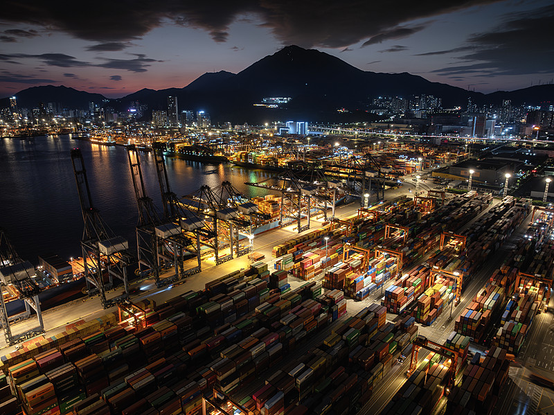 商品家电板经上海市采用轮船送货到东盟