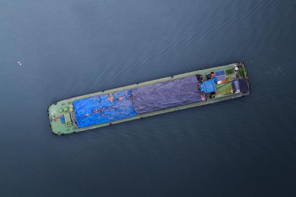 物品厚壁钢管从徐州市选用轮船配送到日本