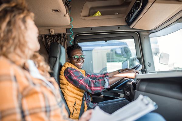 货品起钉器从滨州市使用海运快递到达日本