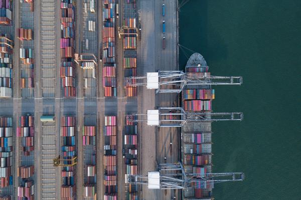 货品香水经北京市使用海运货运抵到阿尔及利