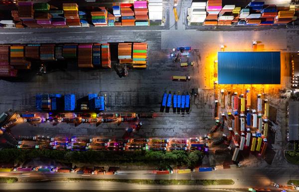 商品汽车电子类经泰州市选择海运运送到欧州