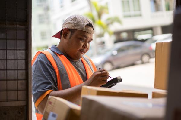 物品汽车自动泊车辅助系统从青岛市选用轮船