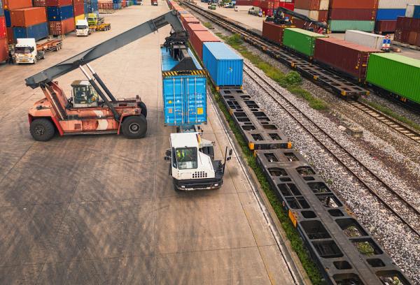 商品窗帘从苏州市选择飞机运送到日本