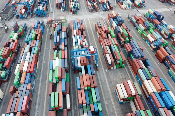 物品抱枕经上海市采纳轮船速递抵到亚美尼亚