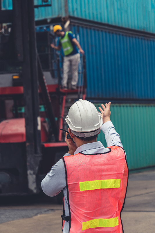 中国深圳到新加坡的航空航天使用航空快递7天内配送到