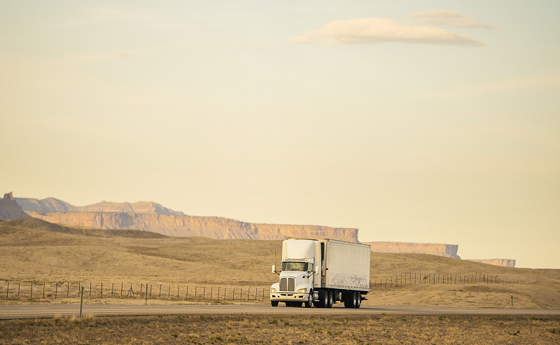 陶瓷餐具(碗、盘、茶具)应用中国上海拼箱海运配送到新加坡 陶瓷餐具(碗、盘、茶具)应用中国上海拼箱海运配送到新加坡
