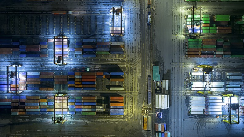 电烤箱经中国上海国际海空联运抵达新加坡