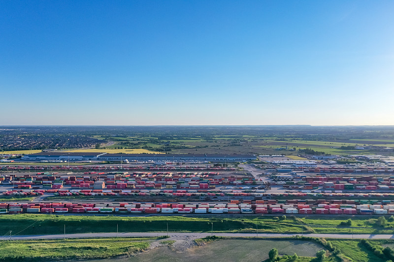 浴花球经鄂州拼货空运送到新加坡