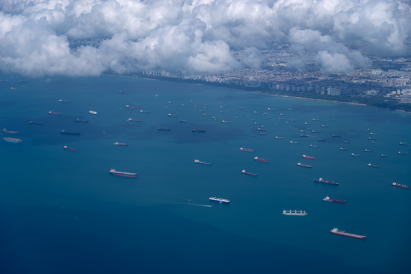 中国重庆景观灯采用国际航空货运11天内送达新加坡