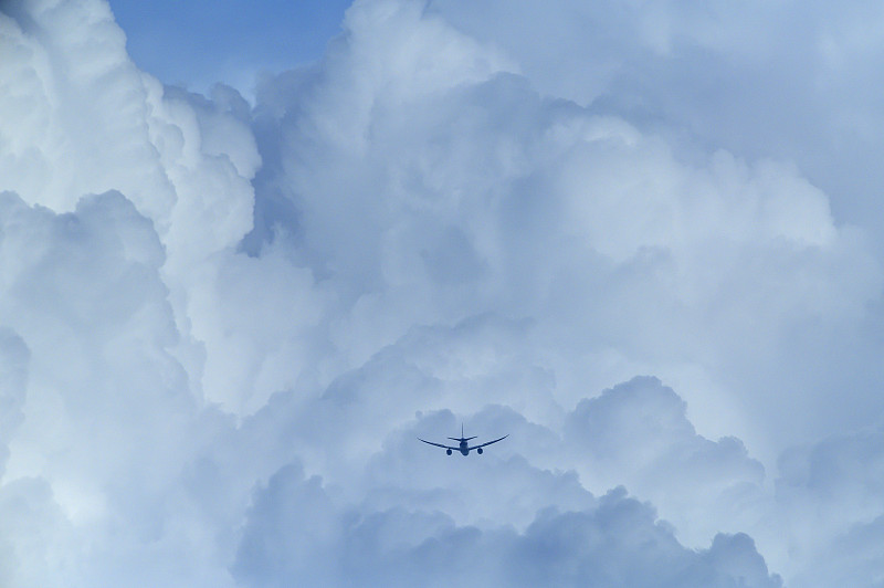 北京到新加坡的空调使用标准空运5天内速递到