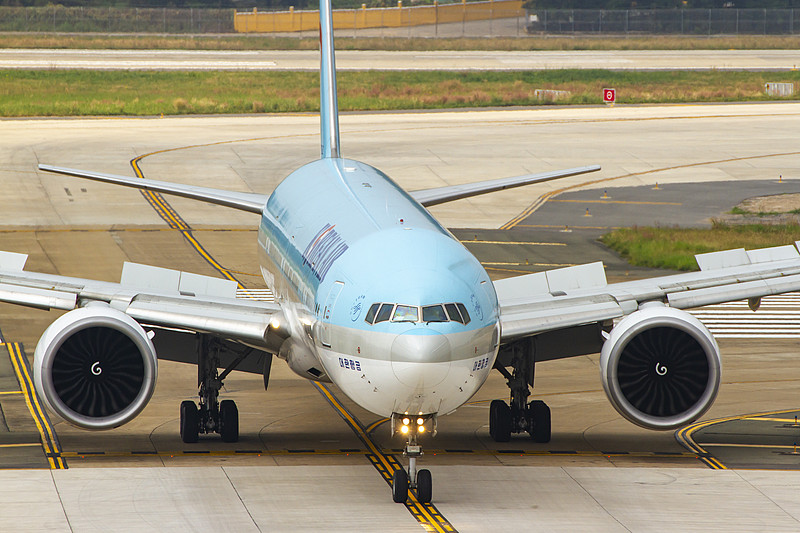 中国深圳至新加坡的洁面乳使用国际快递9天配送到