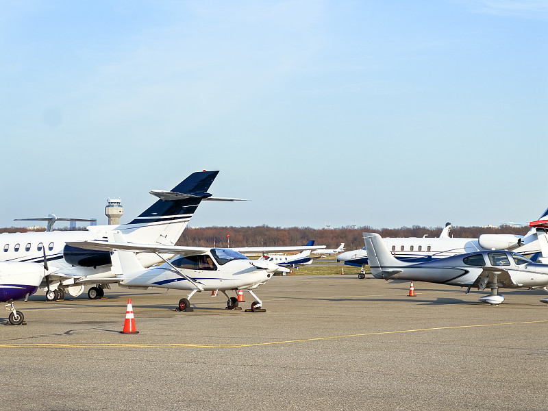 张小泉菜刀通过深圳空运送达新加坡 张小泉菜刀通过深圳空运送达新加坡