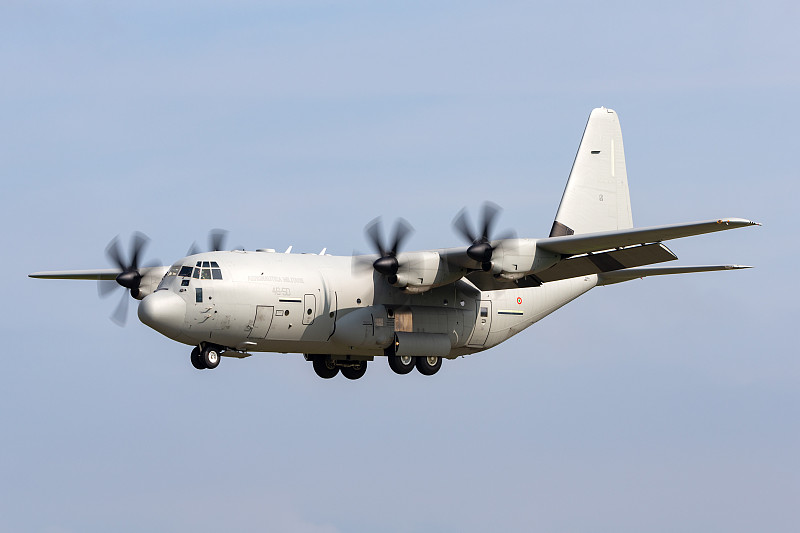 家电采取宁波港到港海运完整送达新加坡