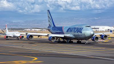 羌族刺绣使用中国郑州空运派送送达新加坡