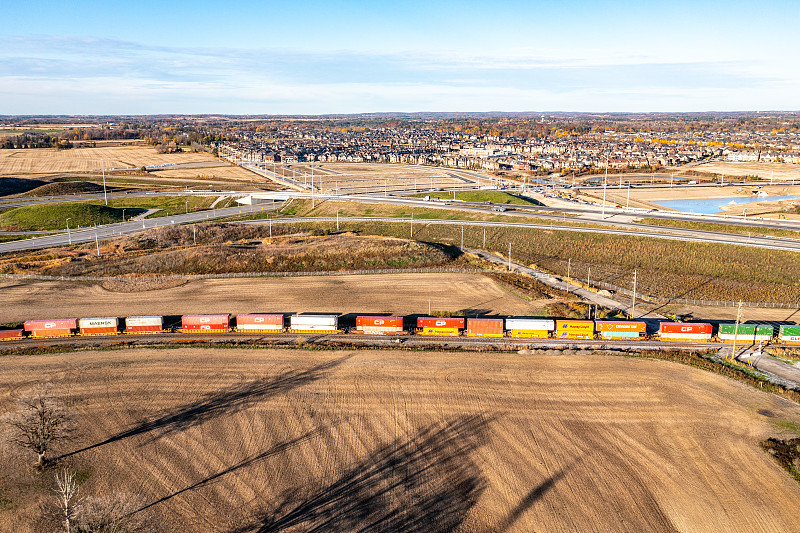 时钟应用深圳班轮运输送到新加坡