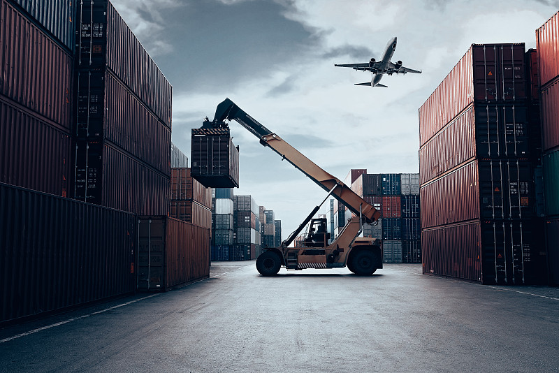 工程机械使用上海LCL海运发往新加坡