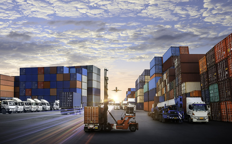 中国广州到新加坡的熔断器采用拼货空运14天内送达