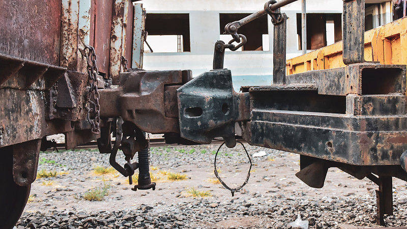 太阳能电池板经过香港FCL海运抵达新加坡