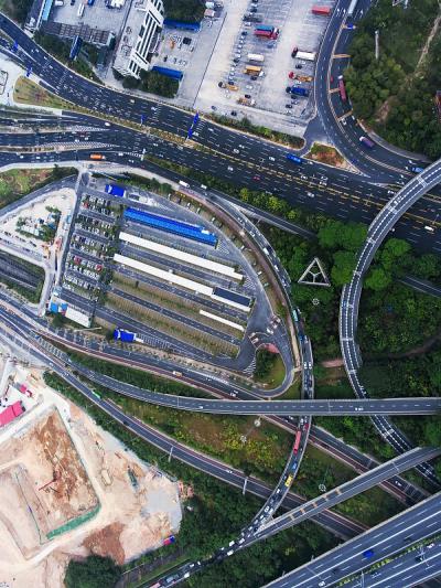 >车载显示器经过连云港国际多式联运快速送达新加坡