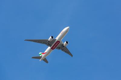 >石河子中文教材使用普货空运14天速递到新加坡