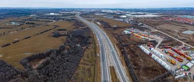 功能手机运用北京经济空运送达新加坡