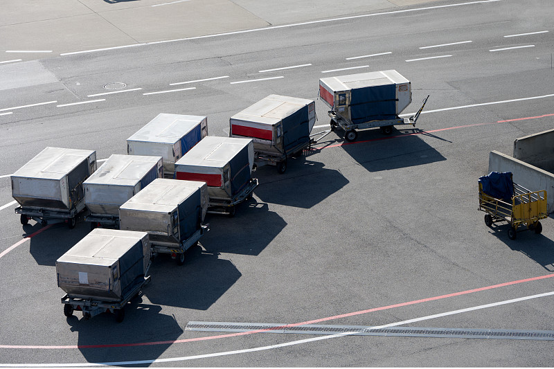 高粱采取深圳船运快速送达新加坡