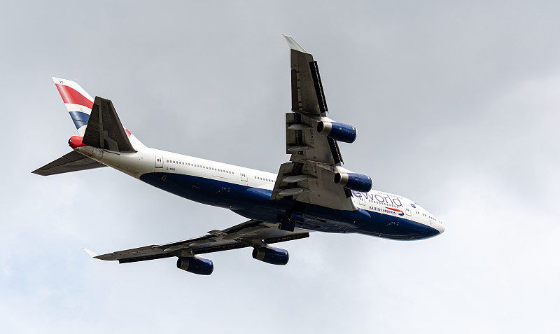 合肥到新加坡的订书机采用经济空运6天速递到