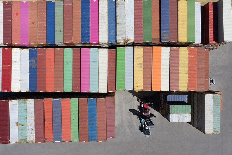 指接拼板使用台中轮船运输递送到新加坡