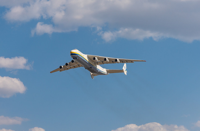 广州到新加坡的无人机使用加急空运7天内送到