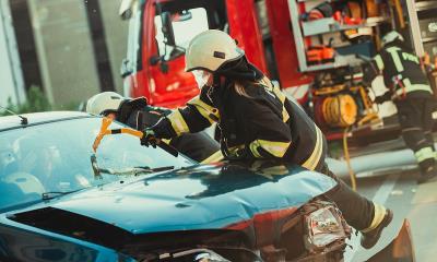 音频均衡器采取上海LCL海运及时送达新加坡