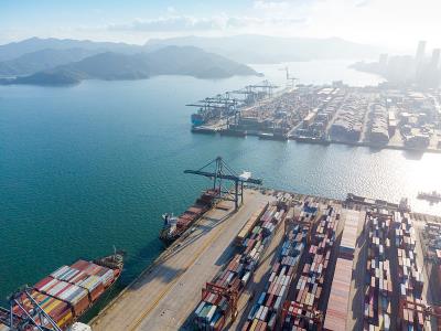 滤清器（机油滤清器、空气滤清器）采取大连国际多式联运送到新加坡