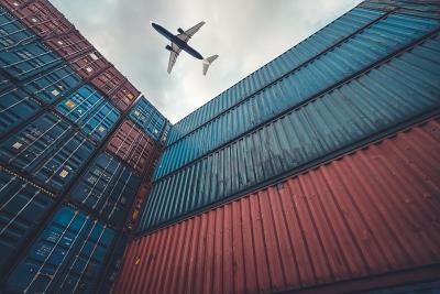 中国深圳监控补光灯使用国际空运3天内配送到新加坡