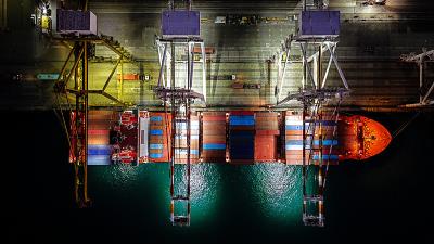 频谱分析仪采纳武汉多式联运快送到新加坡