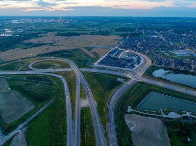 笔记本电脑采纳鄂州空运快递速递到新加坡