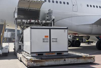 长沙海澜之家衬衫使用跨境海空联运13天送达新加坡