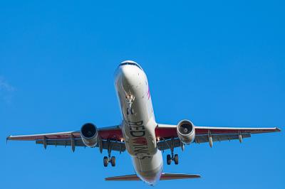 中国北京方便面使用空运专线9天送达新加坡