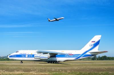 天津至新加坡的防火墙采用空运门到门专线5天内送达