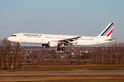 东莞至新加坡的书法印章使用国际多式联运13天送达