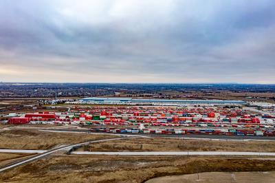 智能手表表带经中国天津空运送达新加坡