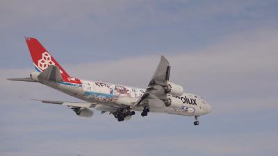 电热油汀借用重庆加急空运送到新加坡