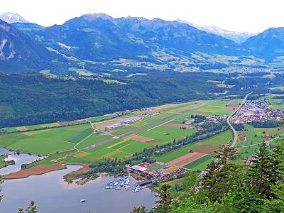 迪士尼书包运用北京优先空运速递到新加坡