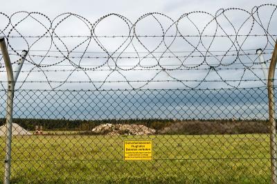 中山久久丫鸭舌使用跨境联运6天送达新加坡