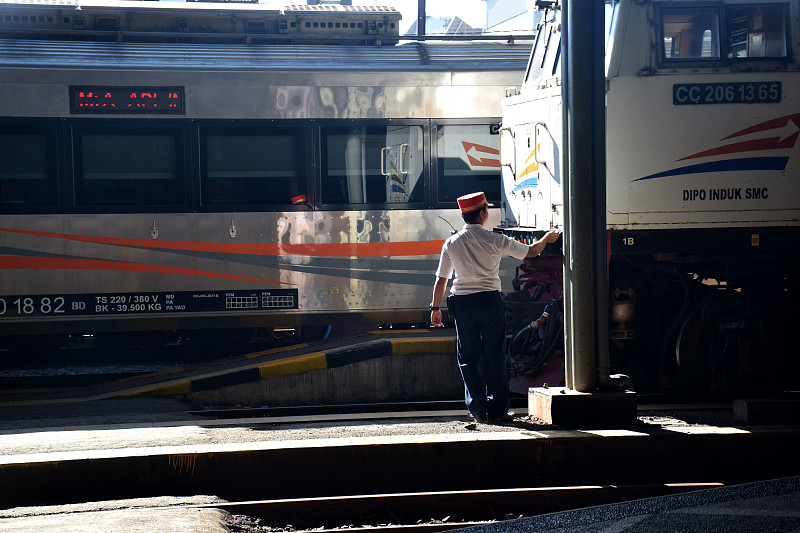 佛山市顺德区湘越物流有限公司