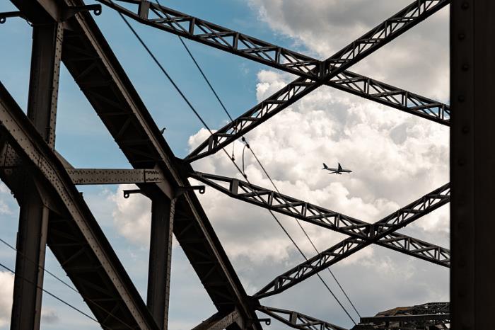 深圳市臻品国际物流有限公司