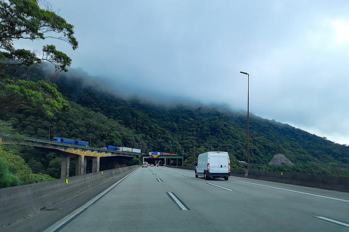 广州市中荣物流投资有限公司